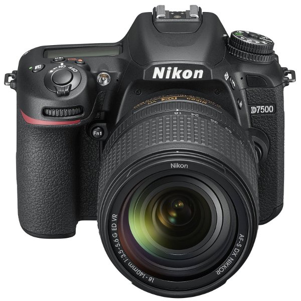 Appareil Photo Réflex Numérique 20.9 MP – Ecran inclinable 3.2″ – Vidéo Ultra HD – Wi-Fi – Nikon D7500 + AF-S DX NIKKOR 18-140mm VR