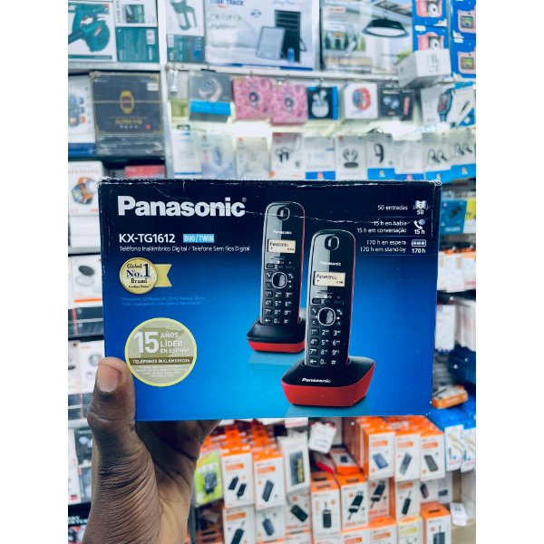 Téléphone fixe portatif sans fil numérique avec 2 combinés – Panasonic KX-TG1612