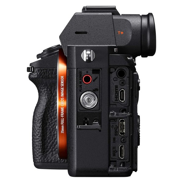 Appareil photo hybride plein format 42.4 MP – Ecran 3″ tactile inclinable – Viseur OLED – Sony Alpha 7R III