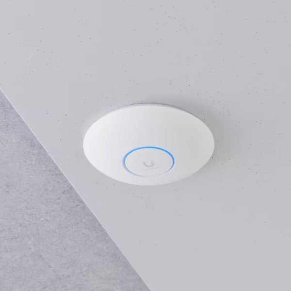 Accèss Point WiFi / Point d’accès WiFi intérieur Tri Band BE9335 (BE5765 + BE2882 + BE688) – Ubiquiti Access Point WiFi 7 Pro (U7-Pro)