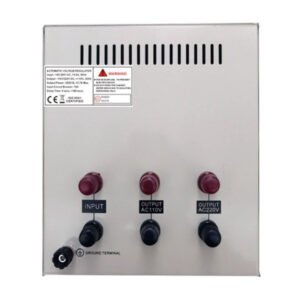Régulateur de tension automatique 3000VA / 3KVA, Contrôle par microprocesseur – R SCAR SVR-3000VA