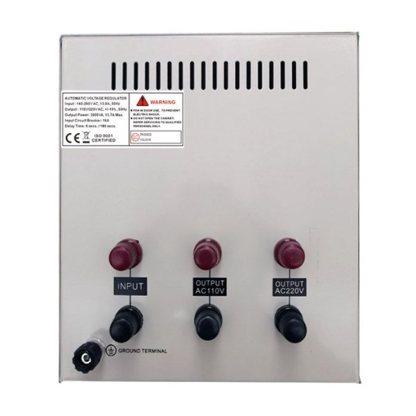 Régulateur de tension automatique 3000VA / 3KVA, Contrôle par microprocesseur – R SCAR SVR-3000VA