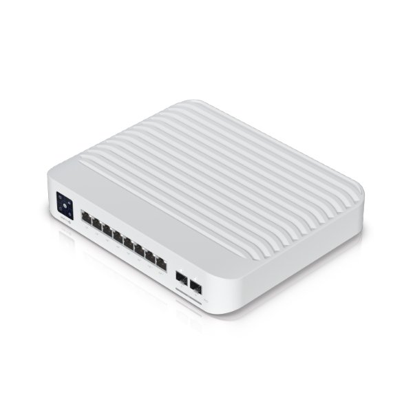 Switch 8 ports Gigabit PoE++ administrable L3 (6 PoE+ et 2 PoE++), 2 ports SFP+ 10G – Ubiquiti UniFi USW-PRO-8-POE